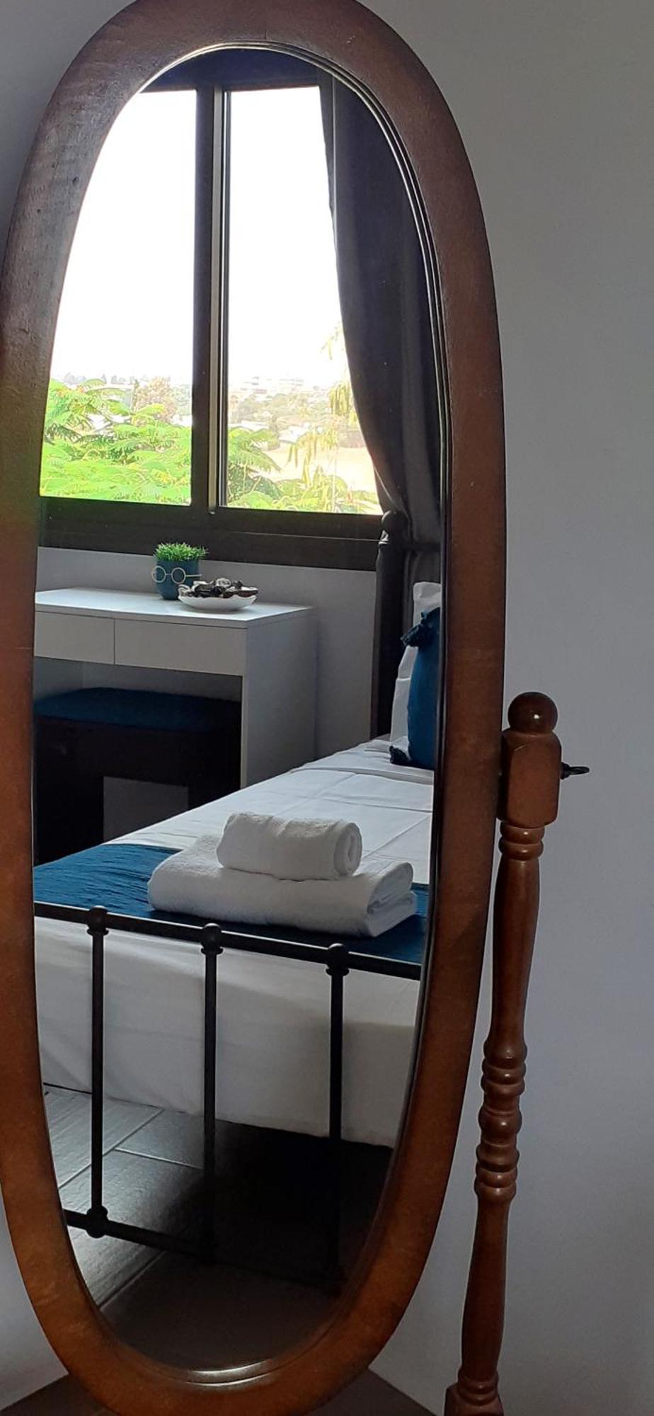 Queens Gardens Bliss Paphos 外观 照片